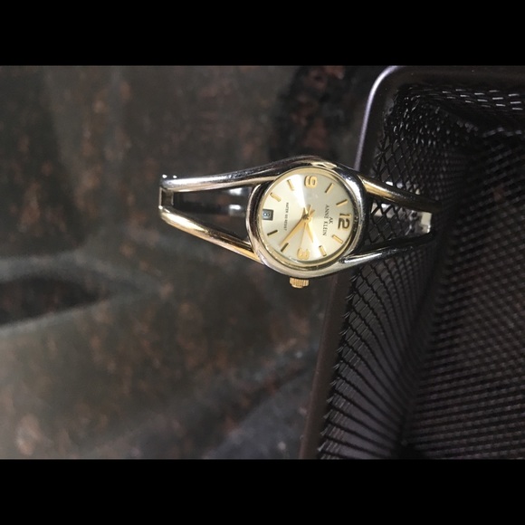 Watch- Anne Klein - Picture 2 of 5